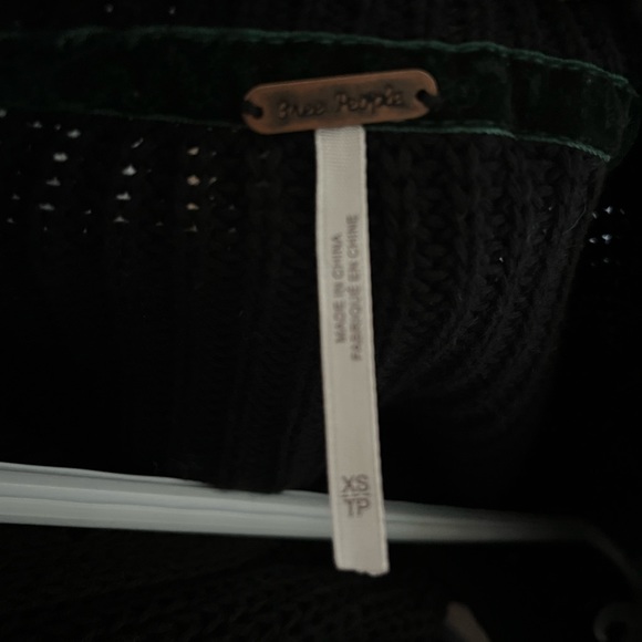 Free People Black Sweater - Picture 3 of 3